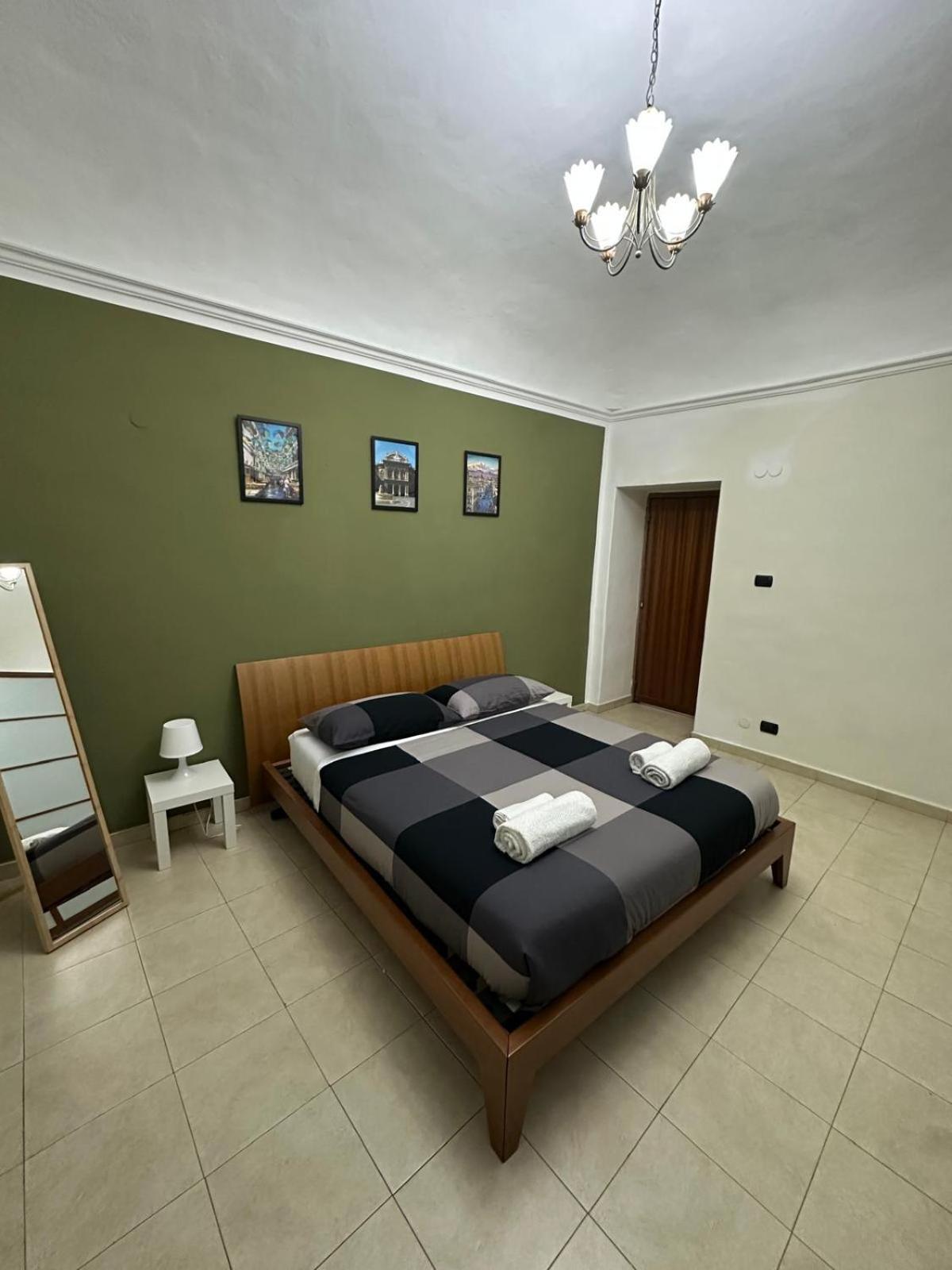 Agata House Hotel Catania Bagian luar foto